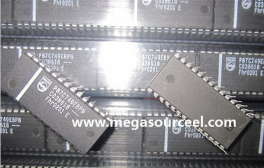 P87C749EBPN - Semiconductores de NXP - familia de 8 bits 2K/64 OTP/ROM, 5 canal A/D de 8 bits, PWM, perno bajo c del microcontrolador 80C51