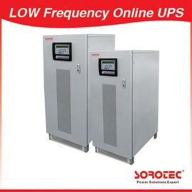 En línea de baja fricción/hacia fuera de la serie 10 - 200KVA con 8KW - 160KW 3Ph de UPS de la industria