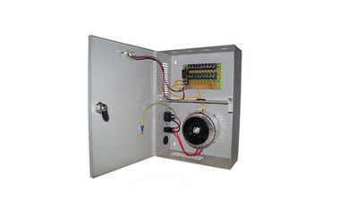 18 fuentes de alimentación del CCTV del canal 12VDC 400W 13Amp con el CE certificado